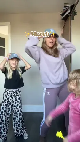 Mijn kinderen wisten niet hoe dit dansje ging… shame on me gelijk aangeleerd 👯‍♀️#oyalele #k3originals #k3originalsreunie #reunie #moedersvantiktok