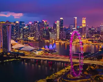 SINGAPORE F1 NIGHT RACE! 🤩🏁🏎️ #Marinabay #singaporef12025