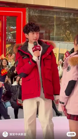 Phải làm sao đây anh?  Ngày nào cũng tìm anh trong vô vọng anh đã về Tân Cương cùng mẹ chưa hay vẫn một mình ở Bắc Kinh ồn ào nhưng lại cô đơn lạnh lẽo này 🥹#tamsinhtamthethaplydaohoa#于朦胧#北京#yu 