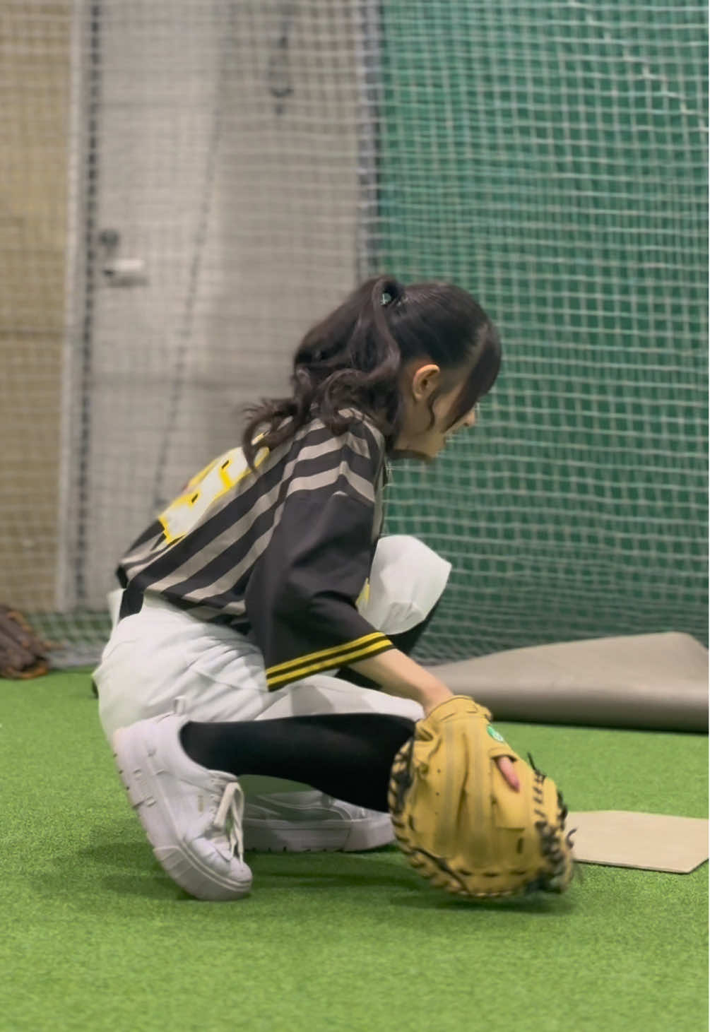 この可愛くてサウスポーで野球できる身長小さい女の子知ってる？#野球女子 #サウスポー #低身長 #左キャッチャー #おすすめ 