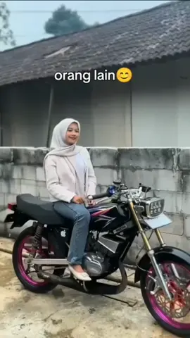 tunggu dulu ya item...besok bikin ky punya teman