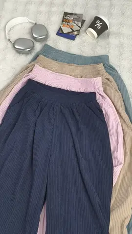 Guys, these ribbed pants are so comfortable to wear! There are multiple gentle colors to choose from. The fabric is soft and has a drape. It is comfortable and makes your legs look longer when you wear it. It is very suitable for going out or staying at home ~  #RibbedPants #ComfortableWear #MultipleColors #Fashion #Casual