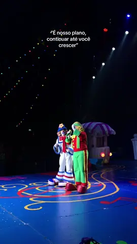 Vivendo o maior sonho de infância, simplesmente mágico e incrível! 🥹❤️ #patatiepatata @Patati Patatá 