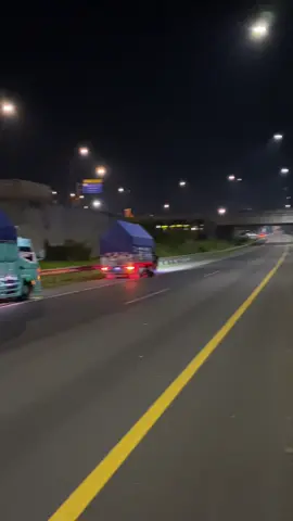 #storysupirtruk #pesonadrivermuda #cantermaniaindonesia #cmic_indonesia #cctv_truck_indonesia @santiseptiani93 