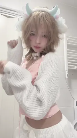 IM BACK IHIHIHI  #femboyfridays #fyppppppppppppppppppppppp #femboyz #foryou #kirofemboy #fyp 