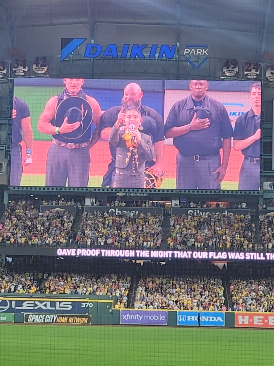 Mateo put on a show last night Singing the National Anthem before the @Savanna Bananas 🍌 baseball game his voice will give you chills  #houston #nationalanthem #mateo #savannahbananas #fyp 
