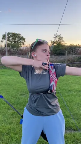 💙🏹 #archery #archerygb #recurve #fallinloveagainandagain #walesarcheryspecialists 
