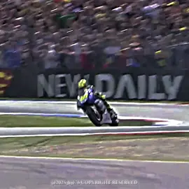 The Italian GOAT: Valentino Rossi 🇮🇹🐐@𝐦𝐠𝐱 ★ @𝐋𝐮𝐯𝐳.𝐄𝟓/🇫🇷 @GPJEX® #motogp #valentinorossi #yamaha #edit #fyp 