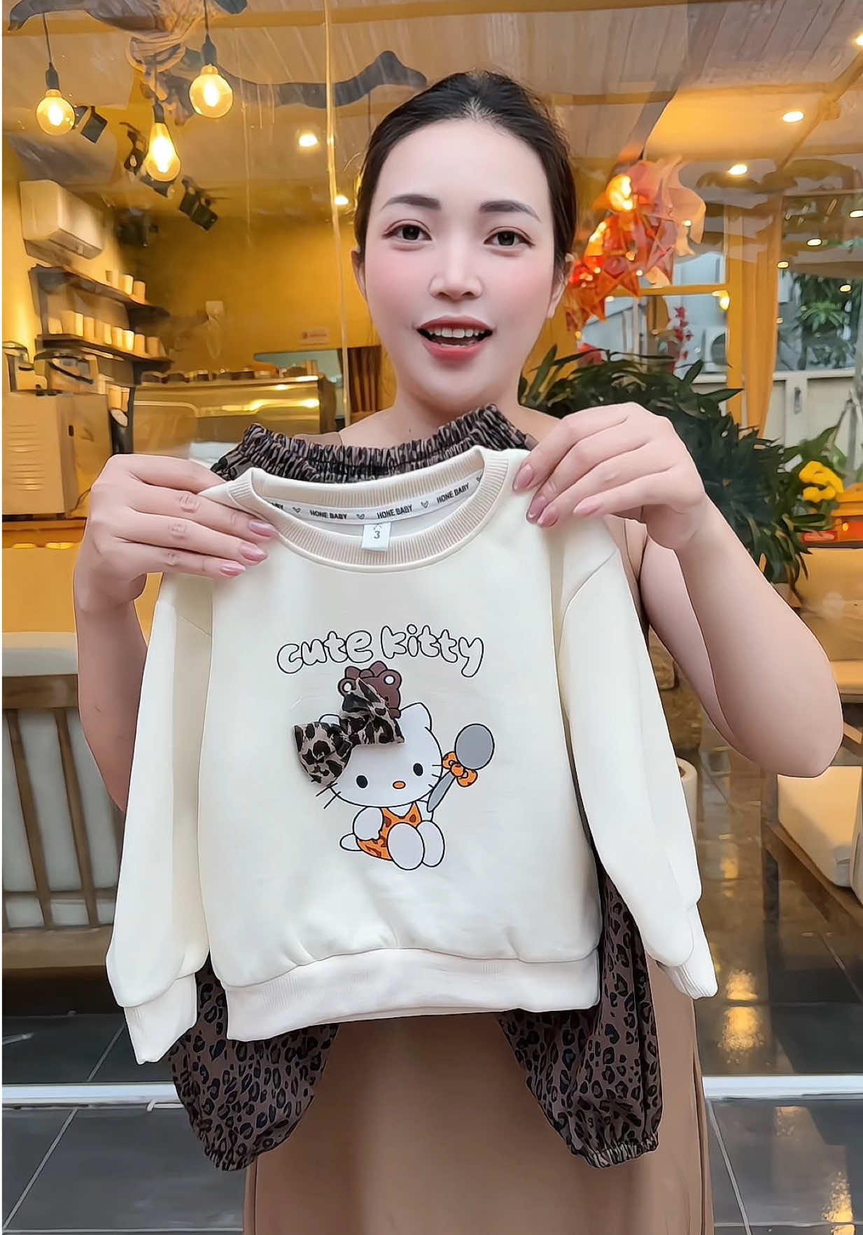 Bộ nỉ thu đông hello kitty bé gái #meminmax95 #quanaotreem #bonithudongbegai #bonibegai 