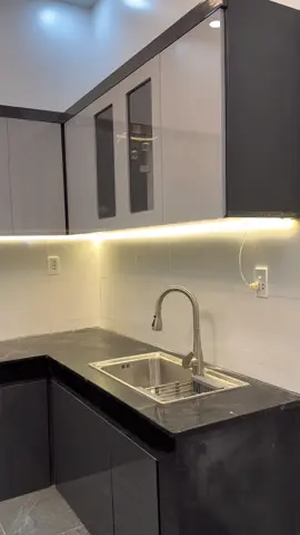 Hoàn Thiện Tủ Bếp Khung Ecoplast - Cánh Acrylic 🐦‍🔥🐦‍🔥🐦‍🔥 ————————— Nội Thất Tú Anh Thi Công - Lắp Đặt - Trọn Gói 📲 0979.089.660  📲 0328.734.454 ( Zalo Mai Diệu ) #tubepdep #phongbep #combophongnguhiendai #phongcuoihiendai #combophongngu #xuhuong #thinhhanh2025 #thietkenoithat 