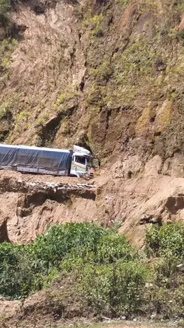 # မျက်စိမနောက်ကျေး.. ရှမ်းရှေ့. 😙 ..နောက်သံပျောက်😒..ရောက်ချင်ရာရောက်🙄🙄