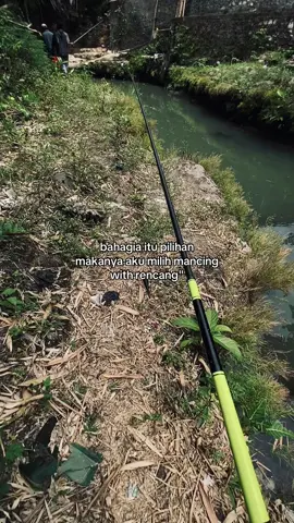 😋🤙@e=mc² @𝖇𝖊𝖌𝖚𝖓𝖉𝖆𝖑.𝖗𝖎𝖛𝖊𝖗 #fyp #berandafyp #fishingboy #riverdedel #mancingbeles 