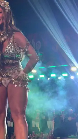 #mulhereslindas #brazilianbeauty #paolaoliveira 