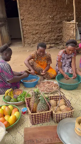 African Village Mums Preparing Shrimps 🍤🌿   #foryou #africanvillagelife #villagecooking #familymoments #seafoodrecipe