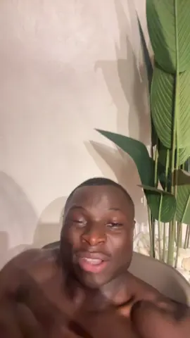 You self smell am…#foryoupage #kwarapolystudent #makemefamous #fyp #viral 