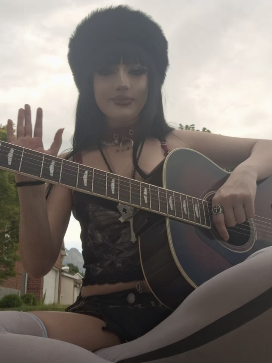 song i wrote inspired by @bigthiefmusic !! #fyp #folkpunk #midwestemo #song #fypシ 