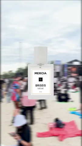 Mau apapun aktivitasmu #briseis teman setia Mincia🫶🏻🫶🏻✨ #parfumtiktok #promoseruweekend #mercia #sipalingwangi 