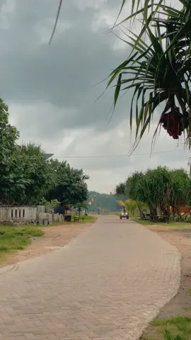 kondisi terkini jalan pantai karangpapak,kayanya nanti bakalan rapih dan nyaman,nanti mimin infoin lagi ya👌