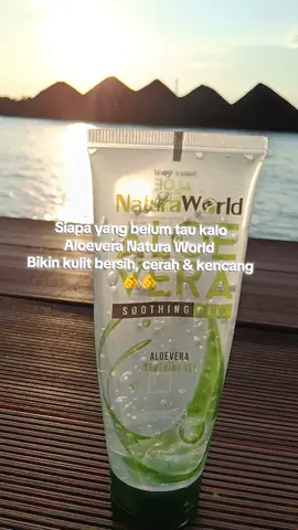 Natura World Aloevera Alami Banget 🌿🌿😍😍 #aloevera #naturaworld #skincare #soothinggel #Fypyuk 