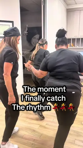 Dance moves dental office style😉💃#fy #fyp #houstondentist #dental#dance 