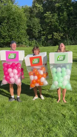Genius last minute Halloween costume!! Which favor are you?! 🧡💗💚 #tictac #halloween #costume #groupcostume #diycostume 
