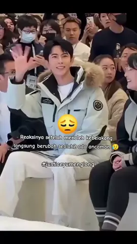 Raut wajahnya langsung berubah sehabis menoleh kebelakang 🕊️🥹 #yumenglong于朦胧 #aktorchina #fyppppppppppppppppppppppp #foryoupage #justiceforyumenglong 