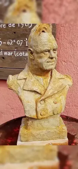 En sus últimos días, @ricardoiorio_oficial  pasó por La Pulpería La Tranca,  ubicada en calle Aromo entre Fresno y Acacia, cerca de la Ruta Provincial Nº 85 en Cura Malal, Partido de Coronel Suárez, Provincia de Buenos Aires. Un lugar cargado de historia y de recuerdos. 📸 Fragmentos de fotos y videos utilizados con fines culturales. Propietaria: Mercedes Resch Contacto: (02923) 65-2059 · latranca.curamalal@gmail.com Instagram: @latrancadecuramalal