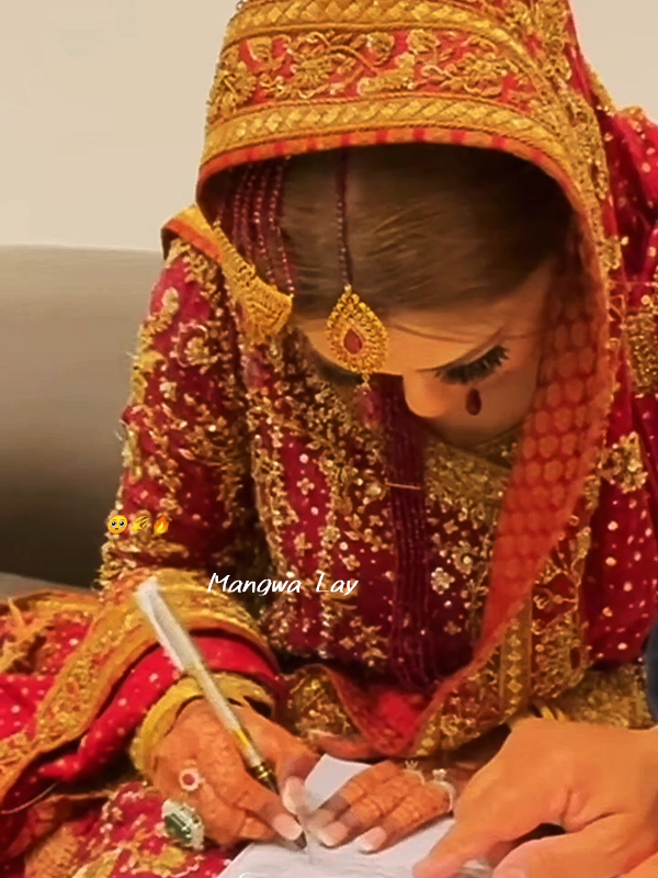 رخصت جو کیا باپ کی آنکھوں میں اشک تھے وہ باپ اپنی جان بھی غیروں کو دے گیا jaldi Meri Doli Mangwa Lay lyrics status 🎧❣️  aik tha bul aik tha bulbul song lyrics status 🎧  bridal emotional moments 🥺  #bollywoodsong #oldhindisong #lyrics_songs #viralditiktok #rukhsatimoment 