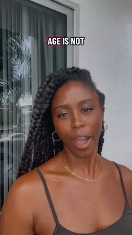 💜 If you’re ready to stop guessing as a model and learn how to earn paid bookings in 2 weeks or less, drop the word “EARN” and Let’s make your model career pay you back. #LolaChél #modeltiktok #modeltok #modelingtips #LanguageLearning 