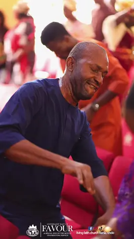 Praise 🥁🎹🎷🎸🎺🎶 #fyb #favour #mynewera2025 #Church #livingfaithchurch #christiantiktok #winnerschapel #CapCut #christiantok #livingfaithchurch #sunday  #praise #sundaymorning #media #churchtiktok 
