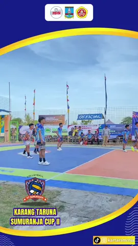 Smash dari pemain IVOS A @JA’FARNISA 