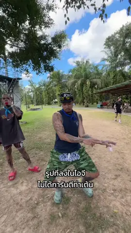 เจอเพลงโดนเส้น 🤣 #phuketbarber #barbershop #thailand #ตัดผมชาย #ตัดผมชายภูเก็ต              