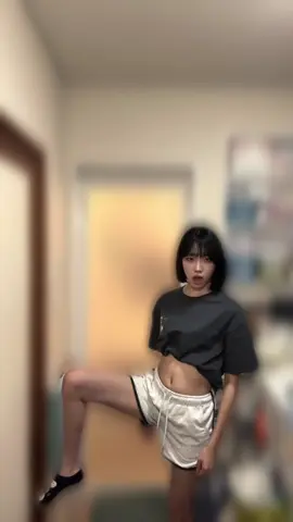 @Karina___1006 これでOKでしょうか？体重増やしてるのでお腹はきにしないでください🙇‍♀️#10 #kーpopアイドルになりたい #ダンスは初心者 #独学ダンス #fyp  @LE SSERAFIM 
