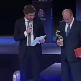 132 anos do amor da minha vida, parabéns Futebol Clube do Porto 💙 #fcportoeditzx#fcporto#avb 