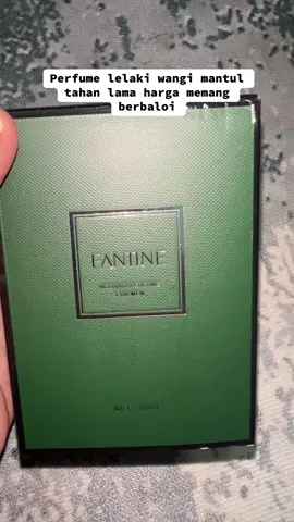 Perfume lelaki bau memang wangi bau yang menggoda tahan lama harga berbaloi banyak dah terjual 