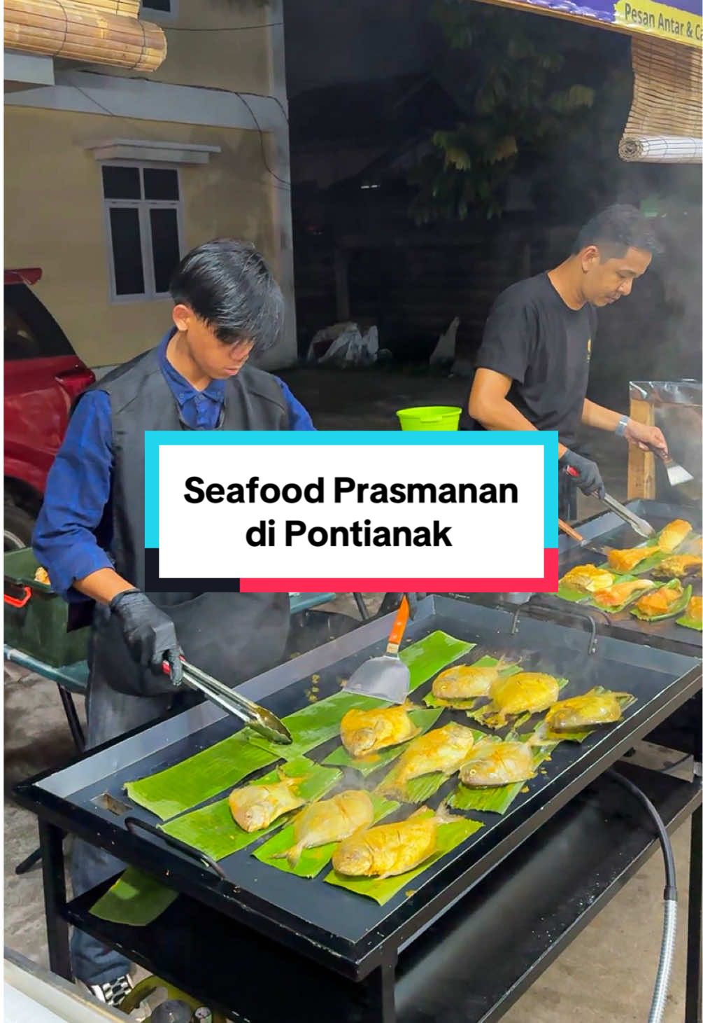 Bakal ada yg baru di tanggal 1 Oktober ini, ada seafood prasmanan yg super lengkap dan bisa di makan bareng nasi albriyani, perpaduan yg benar2 cocok 👍🏻 #kokodoyanmakan #fyp #pontianak #kulinerpontianak #seafood 