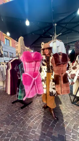 Buona domenica ragazze ☺️  #milano #fashiontiktok #abbigliamentodonna #abbigliamento #boutique 