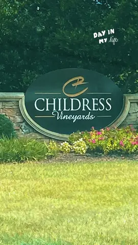Childress Vineyards #nccheck #drpepperbuddies #fyp #daytrip #winetiktok🍷 @Ella 
