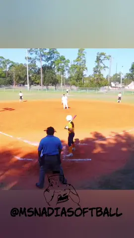 Stand up double!!  🤘💪💯🔥🥎 #fastpitchlife #softballtiktoks #MsNadiaSoftball #HoustonTx713 #softballplayers    