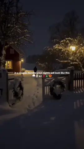 i can’t wait! 🎄🎁 #christmas #christmastok #christmastiktok #christmascountdown #fyp 