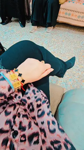 #المعلمات #الشعب_الصيني_ماله_حل😂😂 