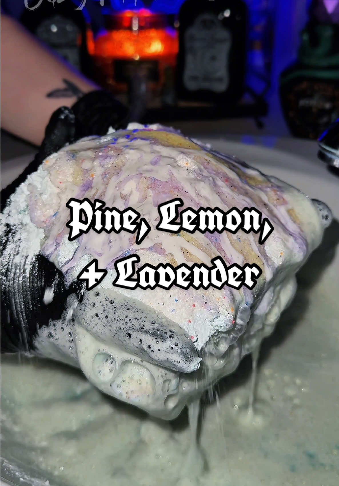 My subbie, @BubblyBritt🫧 requested Pine, Lavender & Lemon. Now, since those are some of my favorite scent combinations, I have done a million combos so I wanted to do something different. This was delicious 🥵 hope you enjoyed as much as I did 🥹🖤 #spongesqueezing #CleanTok #foryoupage❤️❤️ #softscrub #asmrvideo 
