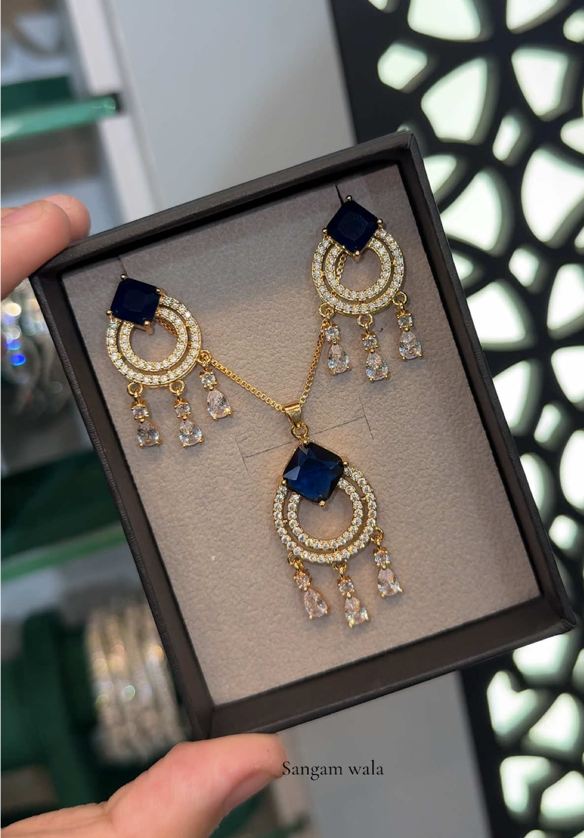 Locket sets 😍#jewelry #LuxuryJewelry #foryou #trending #foryoupage 