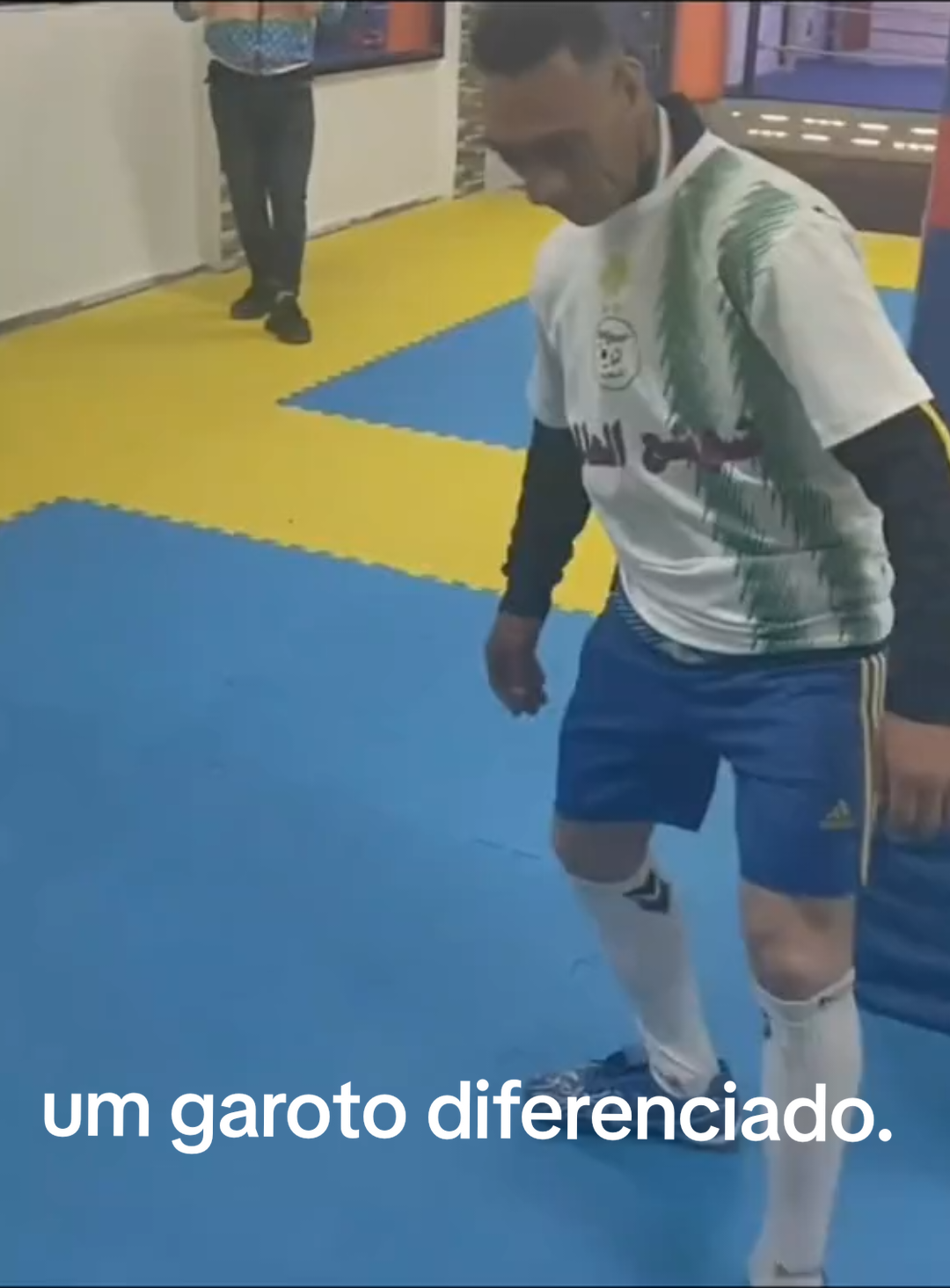 meado de 2012 eu tive um sonho muito loco...😂🤣 #football #engraçado 