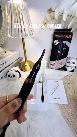 Heated eyelash curler Portable electric false eyelashes curling heating eyelashes #heatedeyelashcurler #eyelashcurler #eyelashes #eyelashextensions #rechargeablecurler 