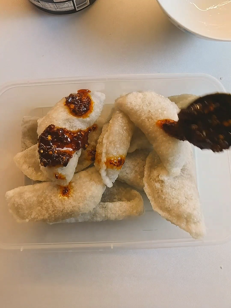 Korean Spicy Chicken + Cireng Chili Oil🔥 Ada yang pernah nyoba perpaduan ini? #mieksc #cirengisi #chilioil #tiktokfood #fypage 