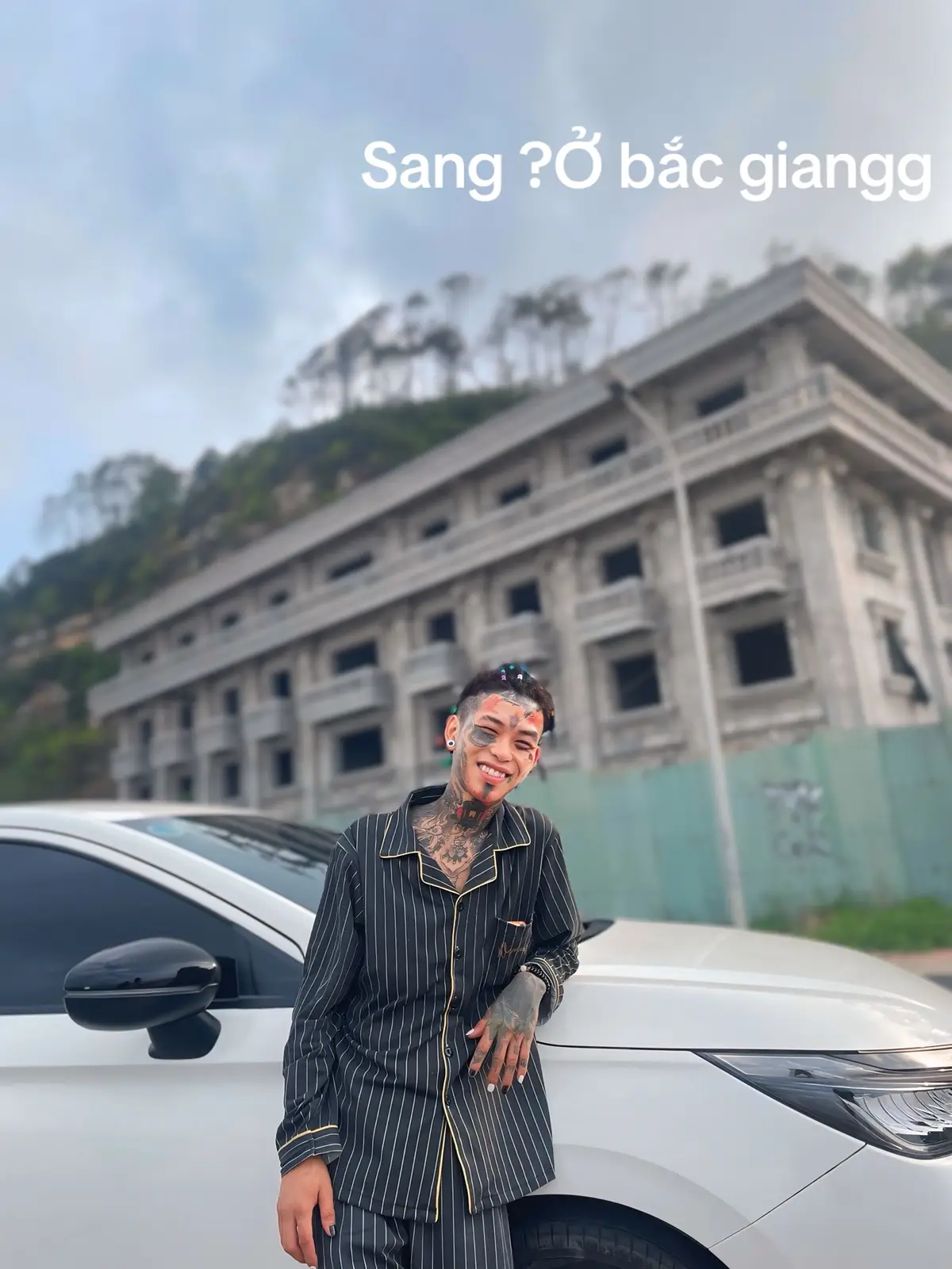 Cô đơn kiếm người yêu đi ! 