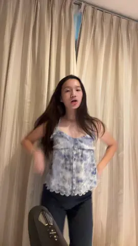 sweet escape 💛⭐️🌷#fyp #foryou #brunei #dance #sweetescape 