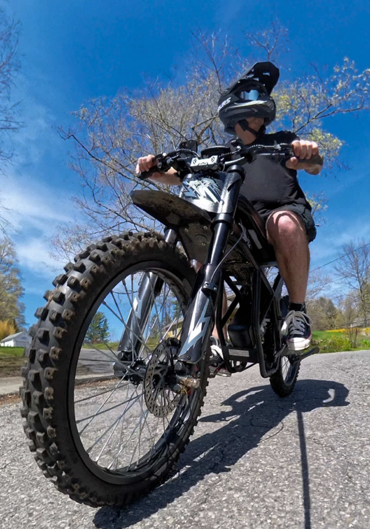 Who is ready for some of the fastest bikes out there? We have the GT73 pro that goes 50 mph the Freego X2 pro that goes 55 mph and many other E bikes and E scooters in our shop. Make sure you give us a follow so when we do lives, we can give you the biggest discounts available.  ##wheelie##surron##gt73pro##dirtbike##motorbike