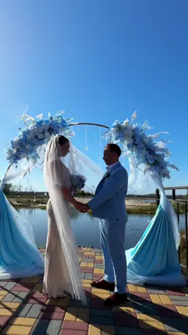 Ну що, друзі, ловіть анонс нашого весілля! 💍✨ Так-так, тут буде стільки всього цікавого, що у вас точно виникнуть питання 😏 Але не поспішайте — ми все покажемо й розповімо. Більше ексклюзиву шукайте в нашому Telegram-каналі 👉 https://t.me/+9VCp71wIgTZiOTFi Дякуємо, що ви з нами! ❤️ #запорожье #одесса #украина #хочуврекомендации #однополыйбрак 